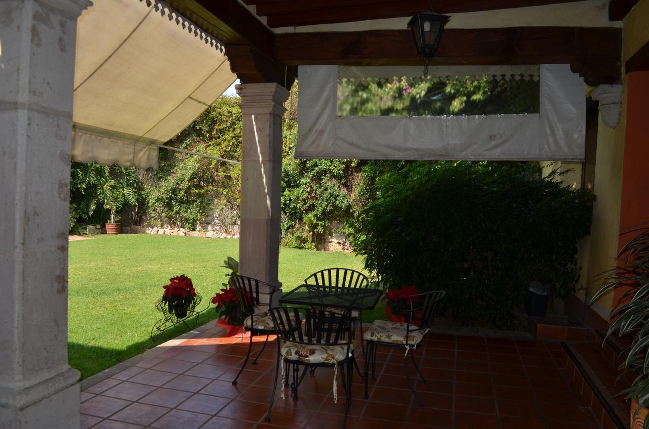 Howard Johnson By Wyndham Morelia Calle Real Exterior foto